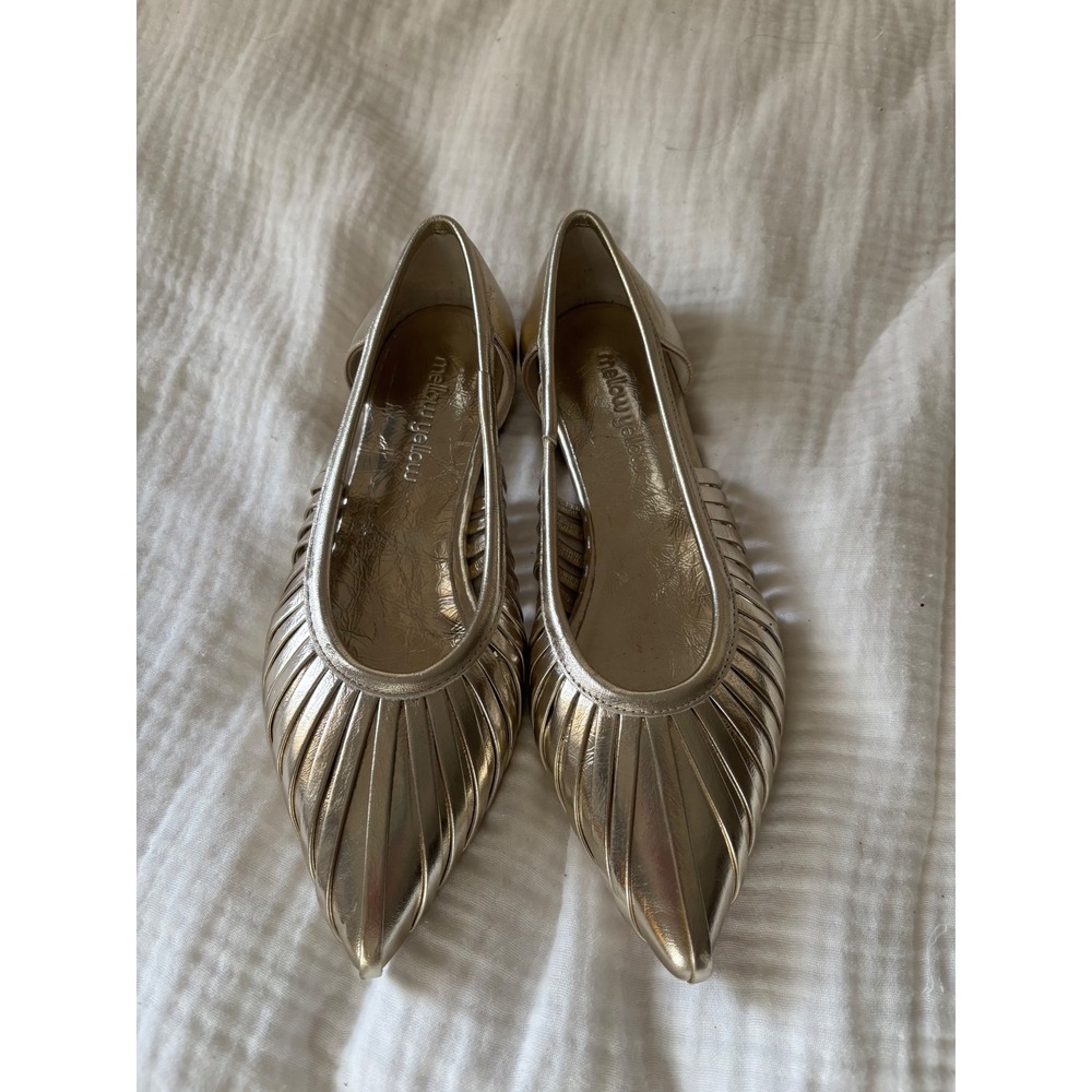 Mellow Yellow Gold Metallic Leather Pointed Toe Strappy Flats Made in Italy 6.5